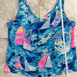 Lilly Pulitzer tank in size L.